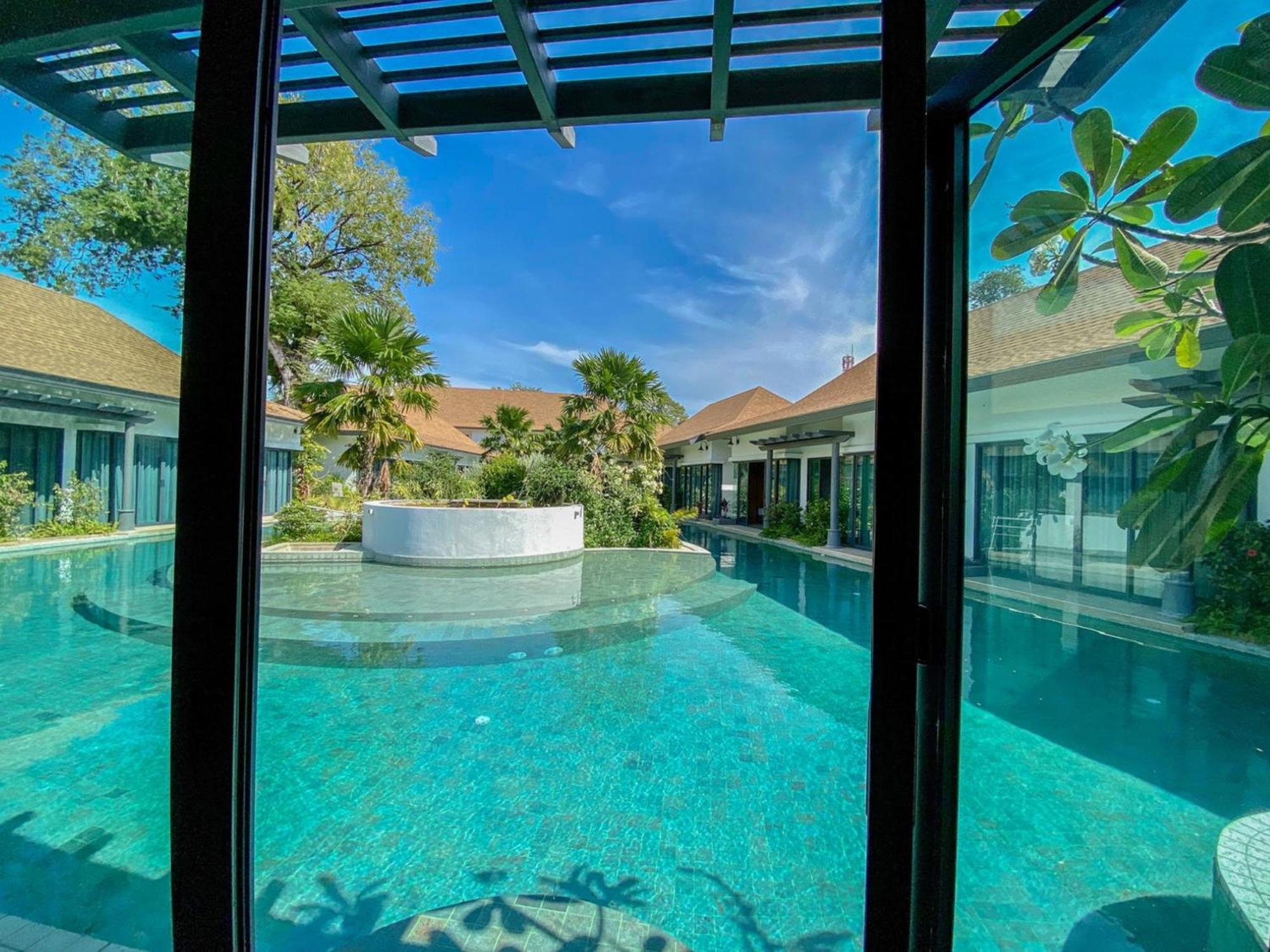 Tajh Pool Villas Chalong Ngoại thất bức ảnh