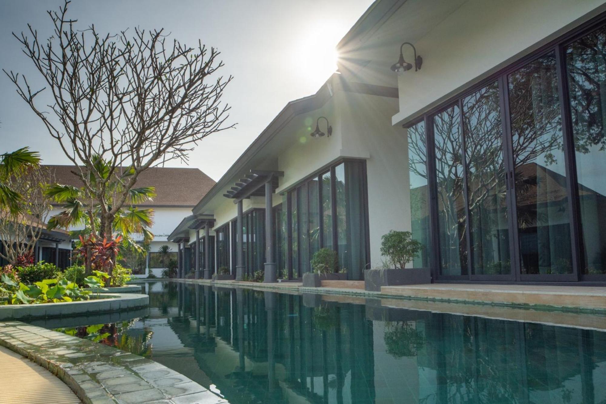 Tajh Pool Villas Chalong Ngoại thất bức ảnh