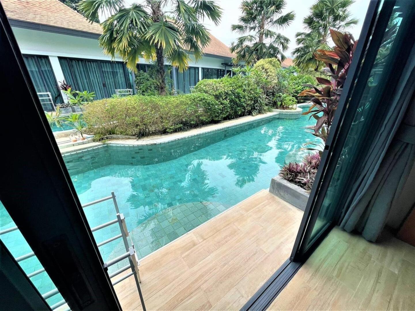Tajh Pool Villas Chalong Ngoại thất bức ảnh